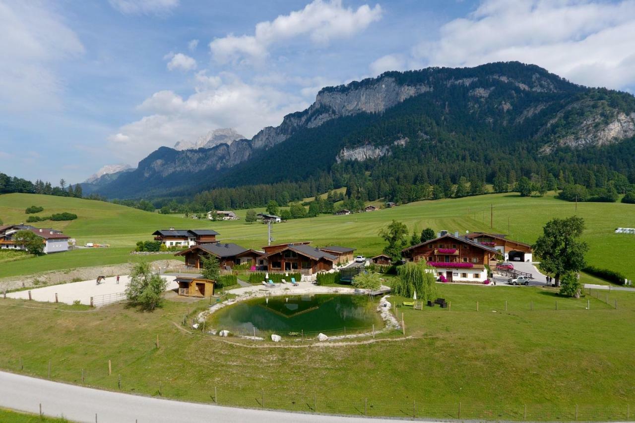 Narzenhof Wellness Chalets, Familien & Luxus Apartments Am Bauernhof سانكت يوهان ان تيرو المظهر الخارجي الصورة
